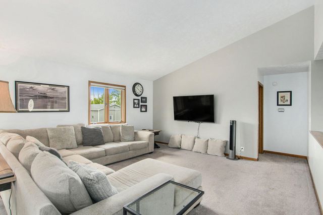 6103 142nd Avenue, Laketown Twp, MI 49423