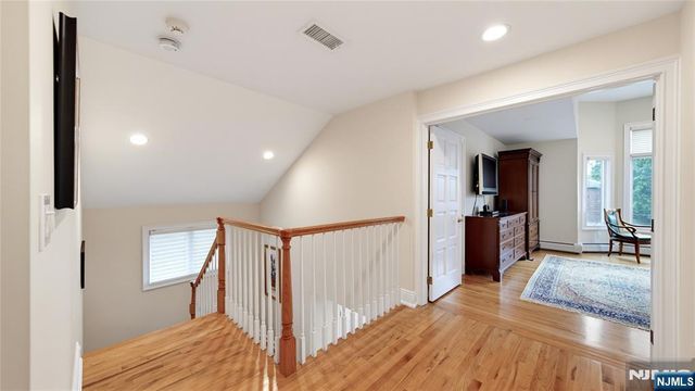 339 Tremont Avenue, Fort Lee, NJ 07024