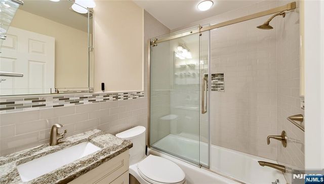 339 Tremont Avenue, Fort Lee, NJ 07024