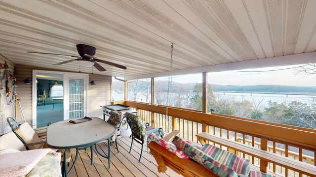 167 Tucker Cove, Ridgedale, MO 65739