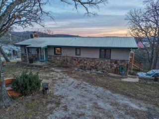 167 Tucker Cove, Ridgedale, MO 65739