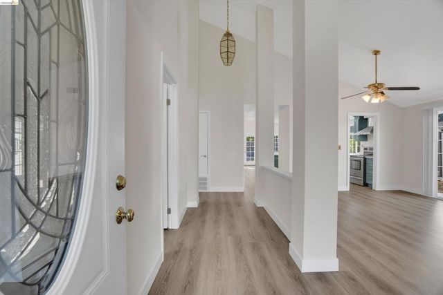 2921 Honeysuckle Cir, Antioch, CA 94531