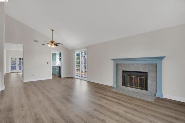 2921 Honeysuckle Cir, Antioch, CA 94531