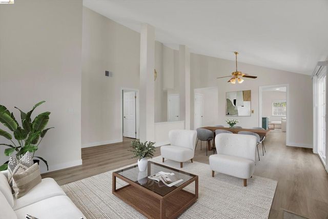 2921 Honeysuckle Cir, Antioch, CA 94531