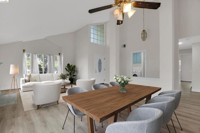 2921 Honeysuckle Cir, Antioch, CA 94531