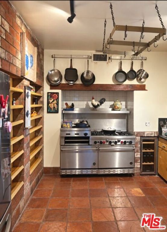 1713 N Orange Grove Avenue, Los Angeles, CA 90046 — photo 4