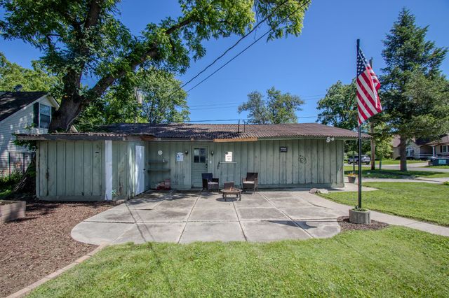 401 Fourth Street, Wheeler, IN 46393