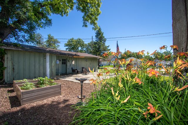 401 Fourth Street, Wheeler, IN 46393