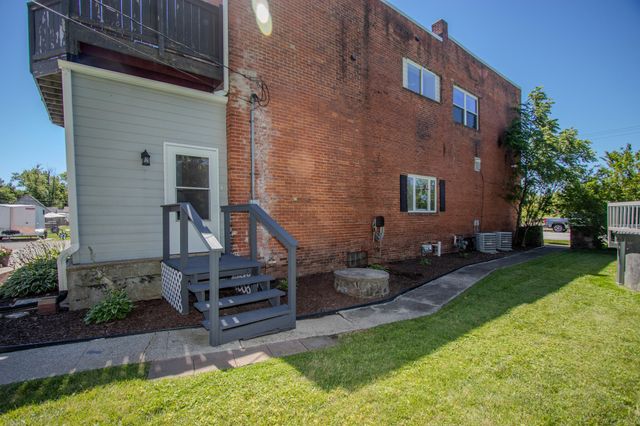401 Fourth Street, Wheeler, IN 46393