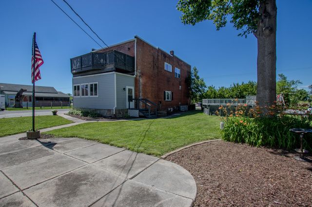 401 Fourth Street, Wheeler, IN 46393