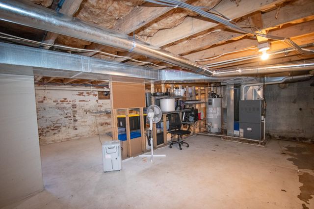 401 Fourth Street, Wheeler, IN 46393