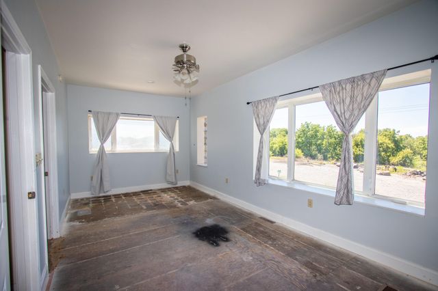 401 Fourth Street, Wheeler, IN 46393