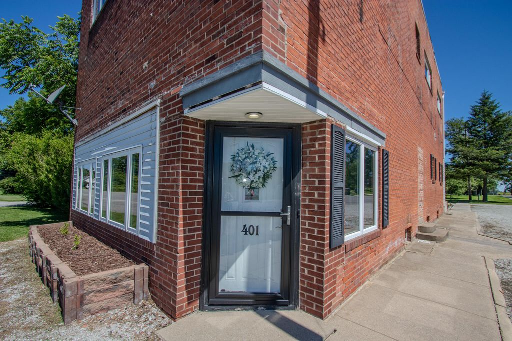 401 Fourth Street, Wheeler, IN 46393