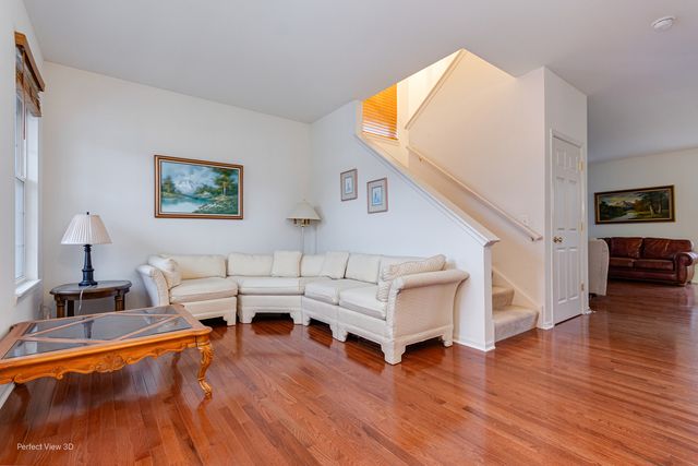 2420 Vivaldi Street, Woodstock, IL 60098