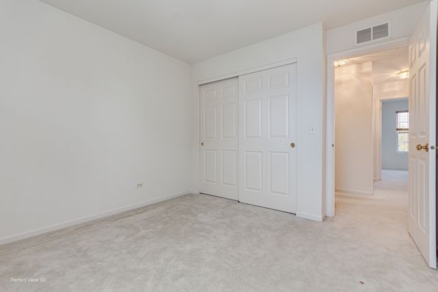 2420 Vivaldi Street, Woodstock, IL 60098