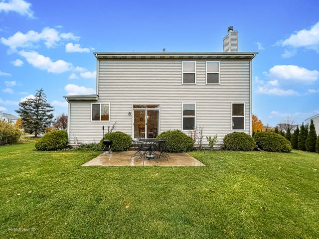 2420 Vivaldi Street, Woodstock, IL 60098