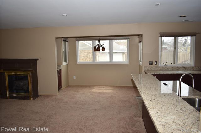 21054 Boulder Circle, Northville, MI 48167