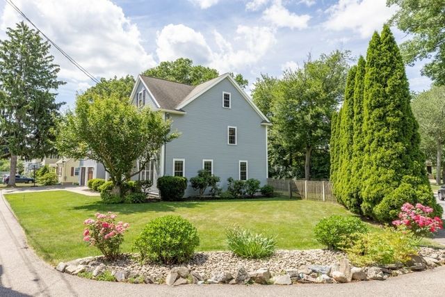 15 Hawthorn Avenue, Needham, MA 02492