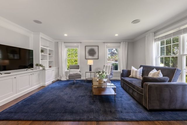 15 Hawthorn Avenue, Needham, MA 02492