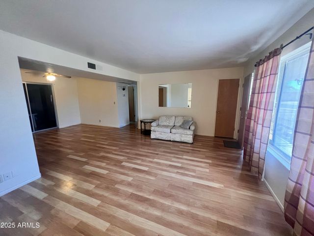 5246 E BUTTE Street, Mesa, AZ 85205