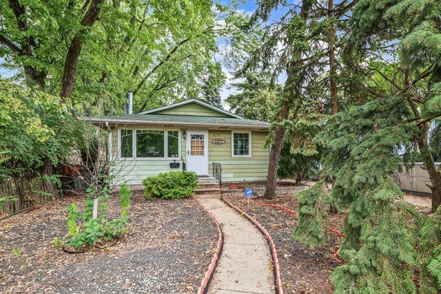 1677 Burns Avenue, Saint Paul, MN 55106