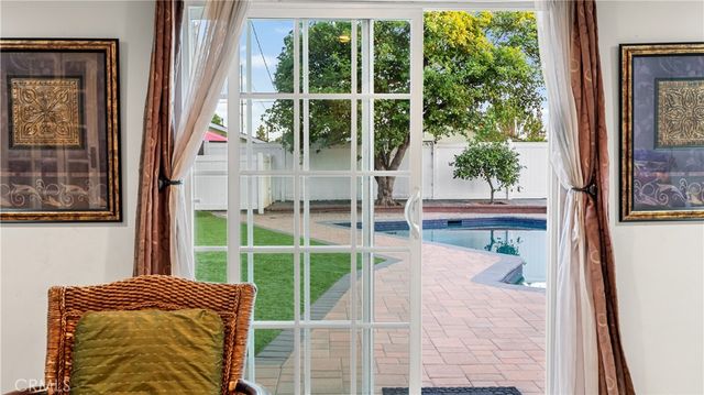 18600 Knapp Street, Northridge, CA 91324