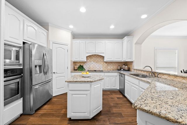 228 Leather Leaf, Boerne, TX 78006