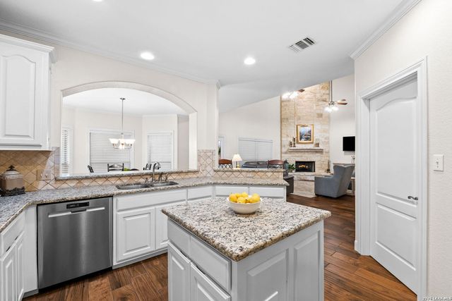 228 Leather Leaf, Boerne, TX 78006