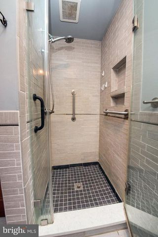 136 ELLISDALE RD, Allentown, NJ 08501