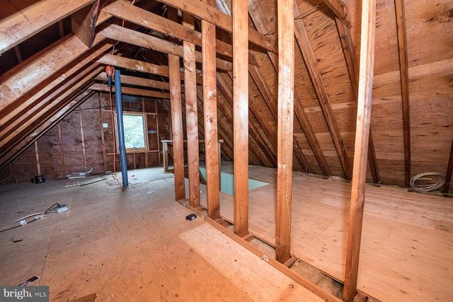 136 ELLISDALE RD, Allentown, NJ 08501