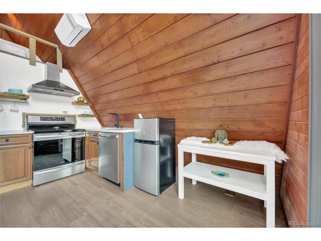 819 Hyland Dr, Evergreen, CO 80439