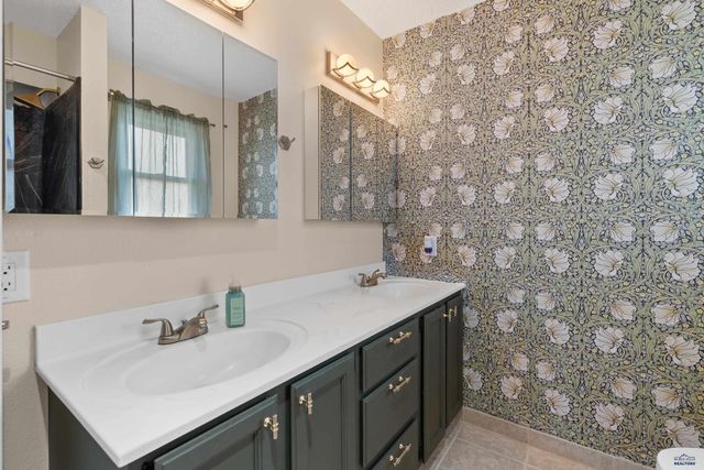 4991 RAVEN CIR, Rapid City, SD 57702