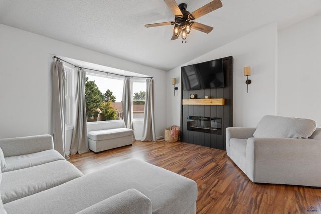 4991 RAVEN CIR, Rapid City, SD 57702