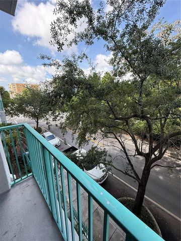 6001 SW 70th St 339, South Miami, FL 33143
