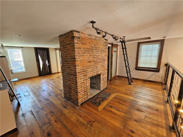 607 Middle St, Central North Side, PA 15212