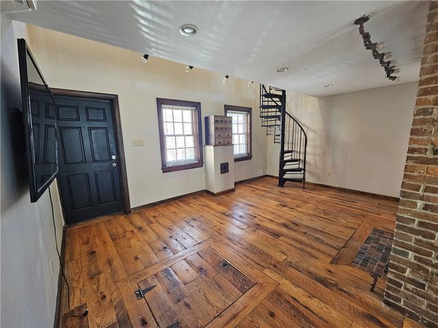 607 Middle St, Central North Side, PA 15212