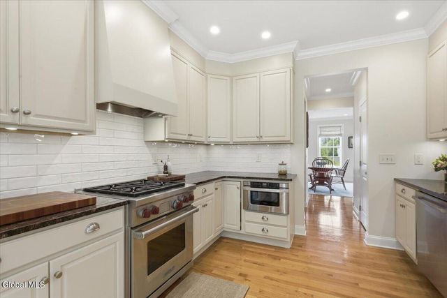 20 Silo Drive, Waterford, NY 12188