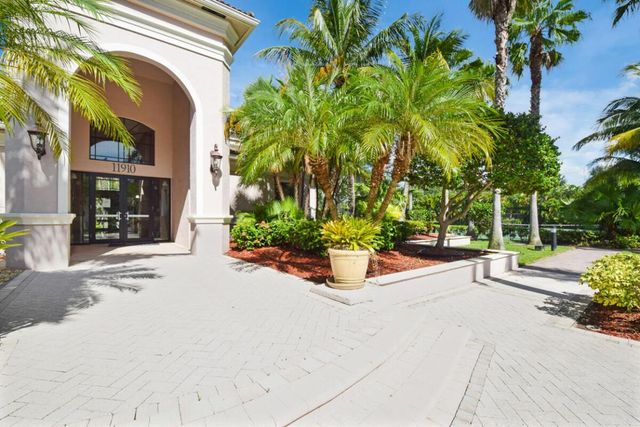 2916 Tuscany Court 104, Palm Beach Gardens, FL 33410