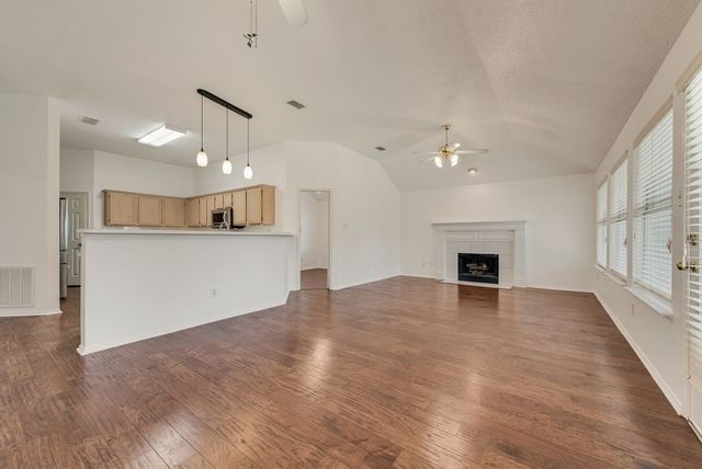 2704 Crooked Creek, Mesquite, TX 75181
