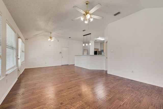 2704 Crooked Creek, Mesquite, TX 75181