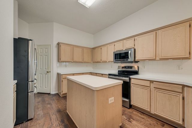2704 Crooked Creek, Mesquite, TX 75181
