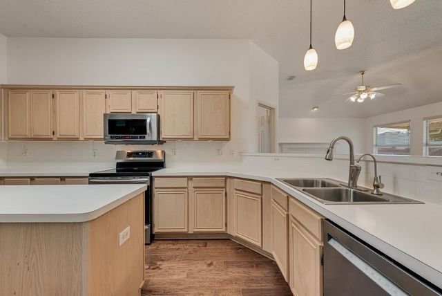 2704 Crooked Creek, Mesquite, TX 75181