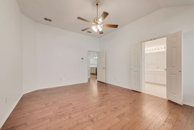 2704 Crooked Creek, Mesquite, TX 75181
