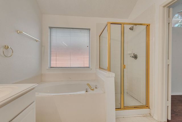 2704 Crooked Creek, Mesquite, TX 75181