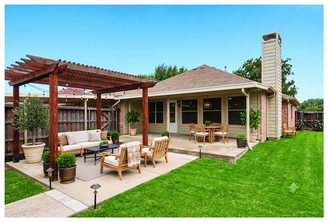 2704 Crooked Creek, Mesquite, TX 75181