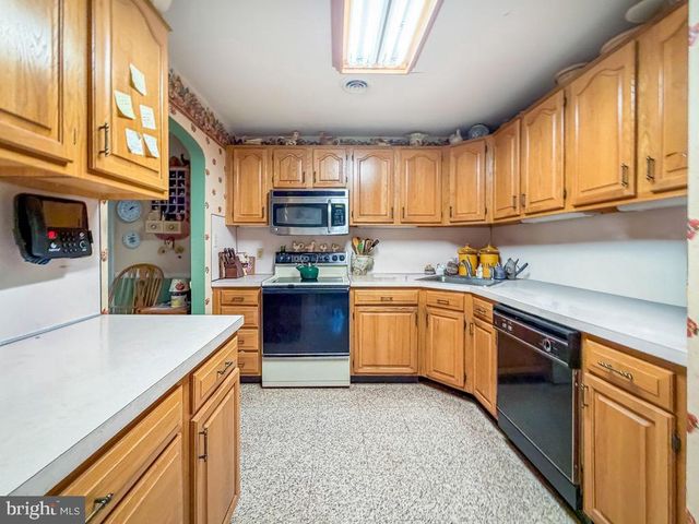 74 MEADOW LN, Richboro, PA 18954