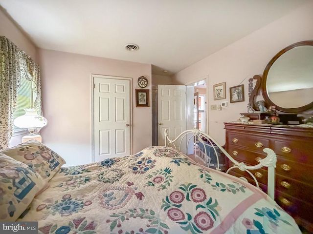 74 MEADOW LN, Richboro, PA 18954