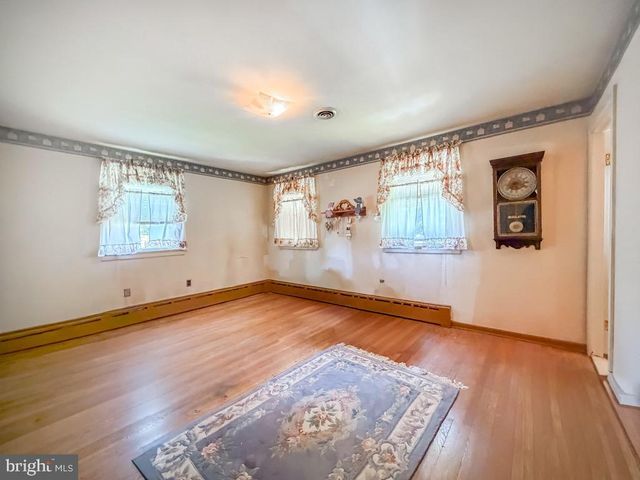 74 MEADOW LN, Richboro, PA 18954