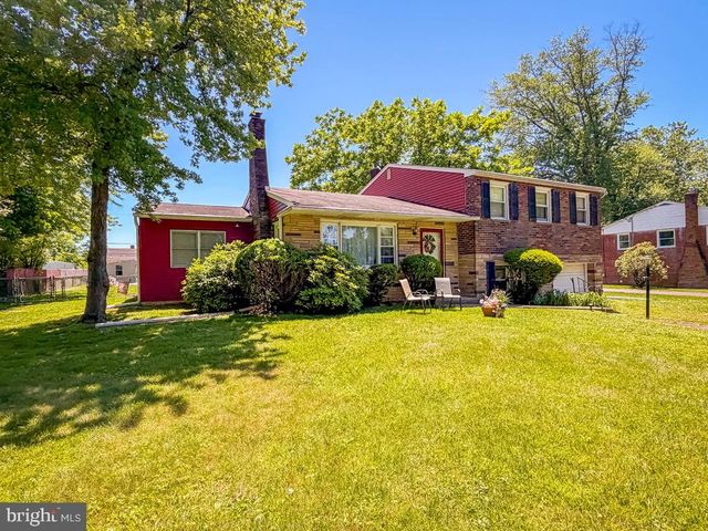74 MEADOW LN, Richboro, PA 18954