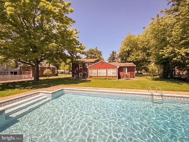 74 MEADOW LN, Richboro, PA 18954